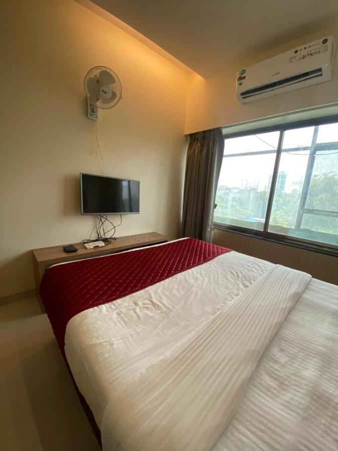 Hotel Airport Prime -Near Mumbai International Airport Andheri East Esterno foto