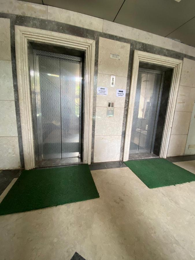 Hotel Airport Prime -Near Mumbai International Airport Andheri East Esterno foto